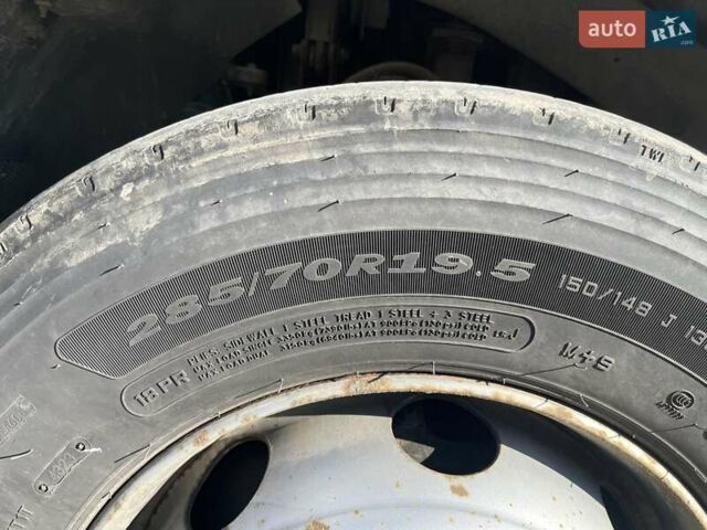 Белый Рено Мидлум, объемом двигателя 7.15 л и пробегом 783 тыс. км за 23185 $, фото 21 на Automoto.ua