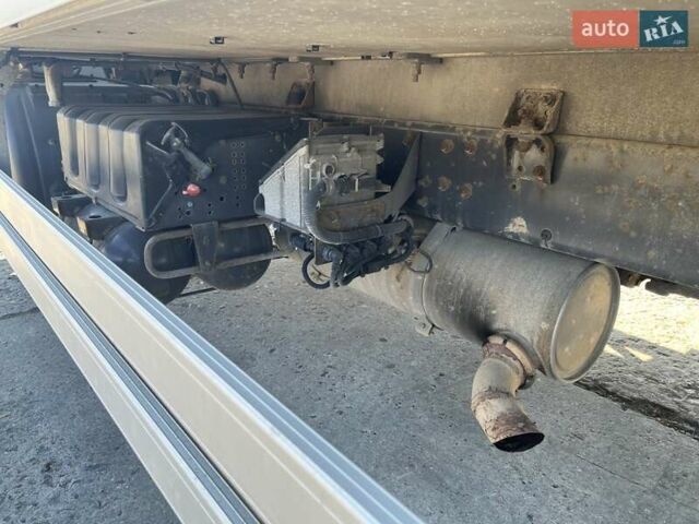 Белый Рено Мидлум, объемом двигателя 7.15 л и пробегом 783 тыс. км за 23185 $, фото 37 на Automoto.ua