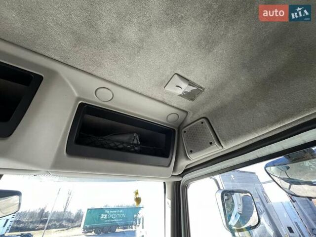 Белый Рено Мидлум, объемом двигателя 7.15 л и пробегом 845 тыс. км за 19531 $, фото 28 на Automoto.ua
