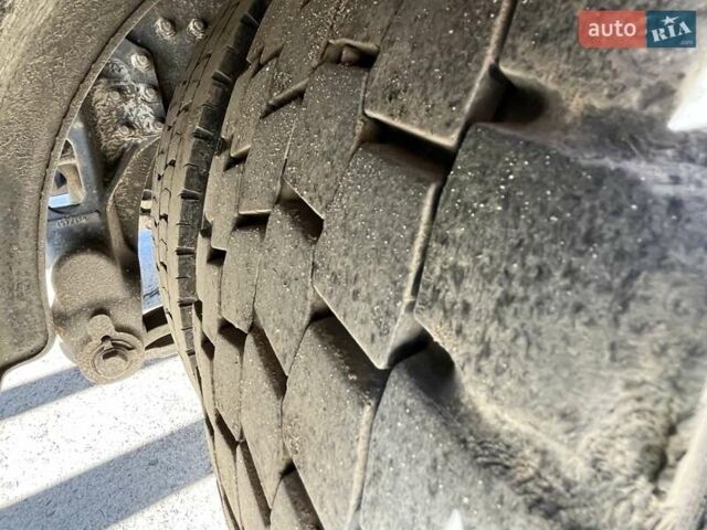 Белый Рено Мидлум, объемом двигателя 7.15 л и пробегом 845 тыс. км за 19531 $, фото 40 на Automoto.ua