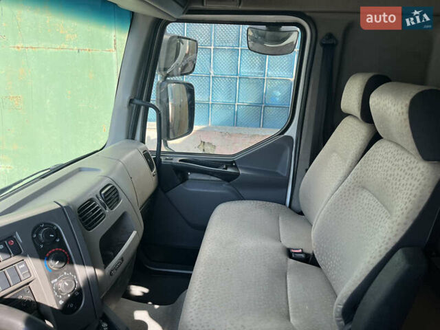 Белый Рено Мидлум, объемом двигателя 4.76 л и пробегом 380 тыс. км за 16000 $, фото 11 на Automoto.ua