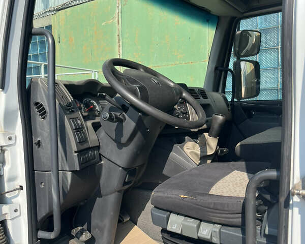 Белый Рено Мидлум, объемом двигателя 4.76 л и пробегом 380 тыс. км за 16000 $, фото 16 на Automoto.ua