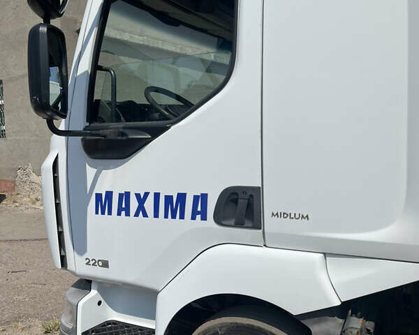 Белый Рено Мидлум, объемом двигателя 4.76 л и пробегом 380 тыс. км за 16000 $, фото 4 на Automoto.ua