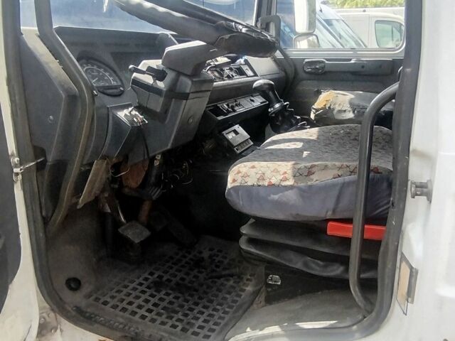 Белый Рено Мидлум, объемом двигателя 6 л и пробегом 493 тыс. км за 5200 $, фото 11 на Automoto.ua