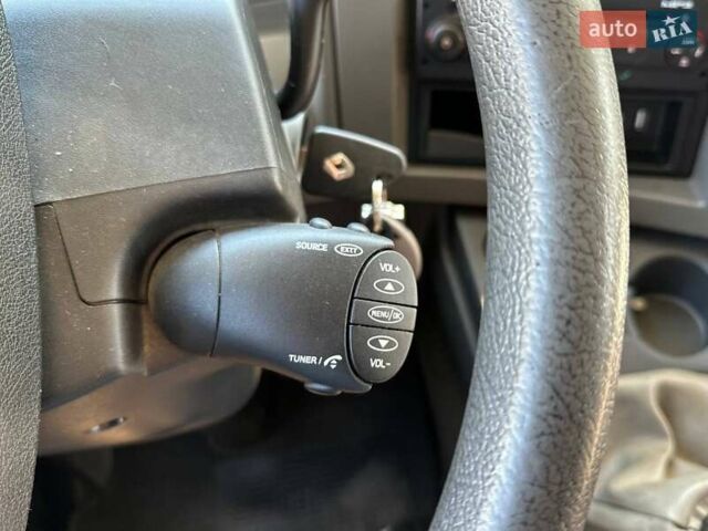 Білий Рено Мідлум, об'ємом двигуна 4.8 л та пробігом 113 тис. км за 21500 $, фото 20 на Automoto.ua