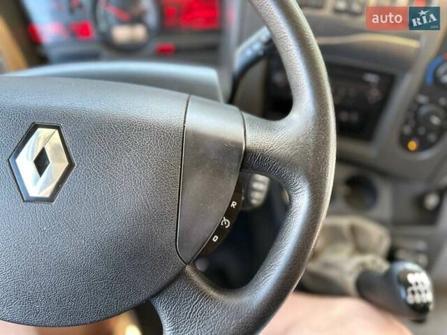 Білий Рено Мідлум, об'ємом двигуна 4.8 л та пробігом 113 тис. км за 21500 $, фото 19 на Automoto.ua