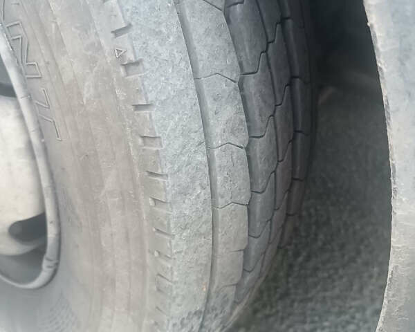 Рено Мідлум 2010 у Києві на Automoto.ua Білий Рено Мідлум, об'ємом двигуна 4.8 л та пробігом 365 тис. км за 22000 $, фото 24 на Automoto.ua