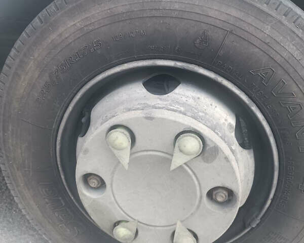 Рено Мідлум 2010 у Києві на Automoto.ua Білий Рено Мідлум, об'ємом двигуна 4.8 л та пробігом 365 тис. км за 22000 $, фото 18 на Automoto.ua