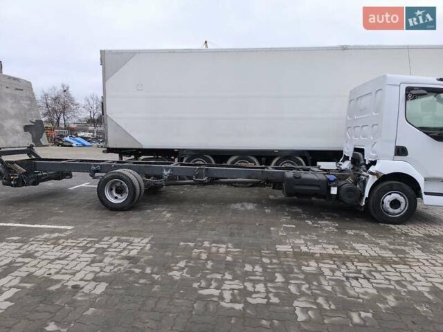 Белый Рено Мидлум, объемом двигателя 4.76 л и пробегом 386 тыс. км за 10400 $, фото 2 на Automoto.ua