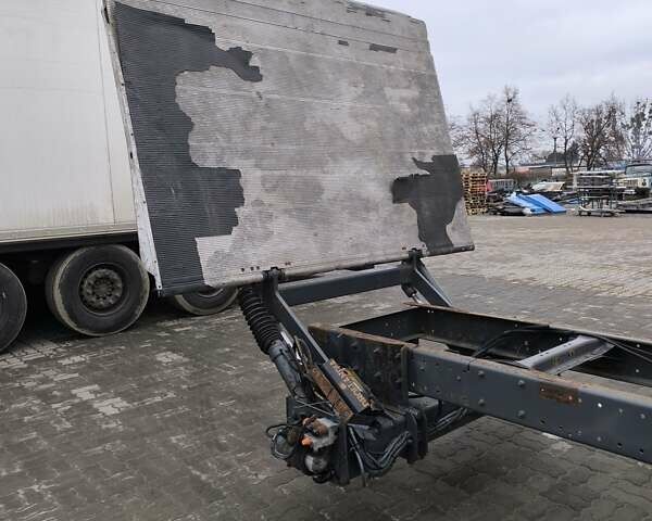 Белый Рено Мидлум, объемом двигателя 4.76 л и пробегом 386 тыс. км за 10400 $, фото 5 на Automoto.ua