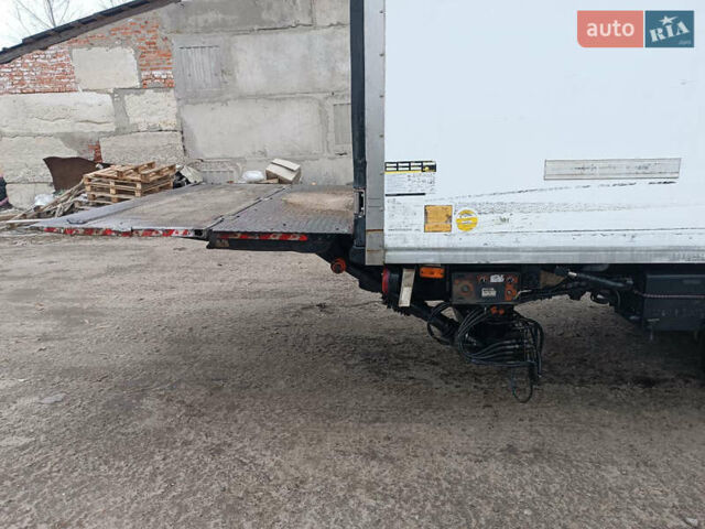 Білий Рено Мідлум, об'ємом двигуна 4.8 л та пробігом 365 тис. км за 20000 $, фото 6 на Automoto.ua