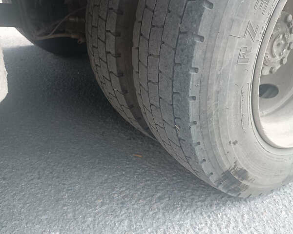 Рено Мідлум 2010 у Києві на Automoto.ua Білий Рено Мідлум, об'ємом двигуна 4.8 л та пробігом 365 тис. км за 22000 $, фото 25 на Automoto.ua