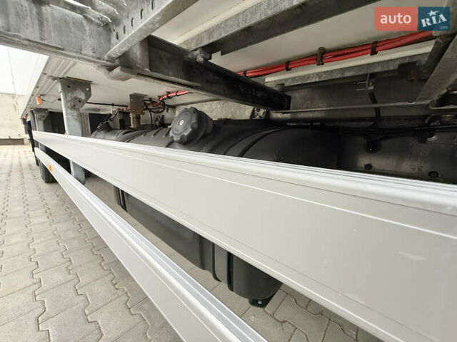 Білий Рено Мідлум, об'ємом двигуна 4.8 л та пробігом 304 тис. км за 33800 $, фото 15 на Automoto.ua
