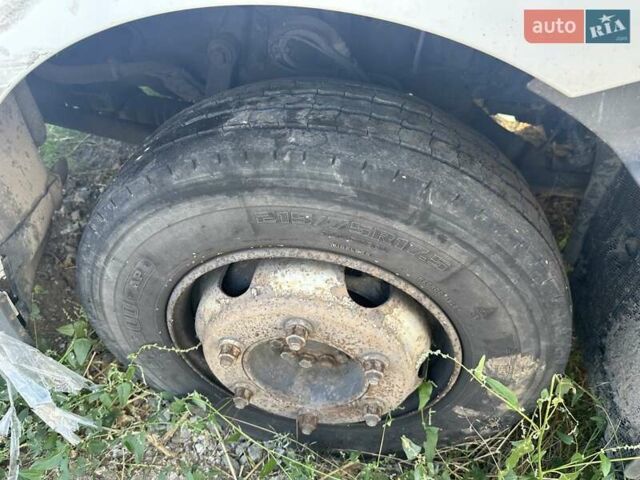 Білий Рено Мідлум, об'ємом двигуна 4.76 л та пробігом 585 тис. км за 13000 $, фото 9 на Automoto.ua