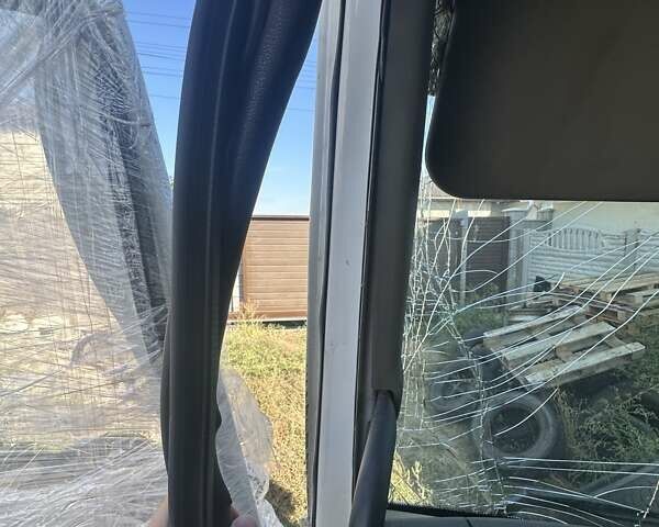Білий Рено Мідлум, об'ємом двигуна 4.76 л та пробігом 585 тис. км за 13000 $, фото 22 на Automoto.ua