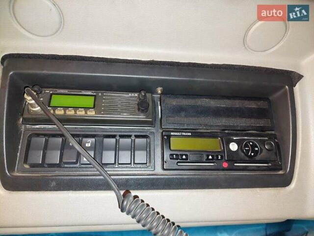 Красный Рено Мидлум, объемом двигателя 4.76 л и пробегом 10 тыс. км за 27000 $, фото 9 на Automoto.ua