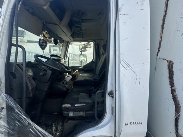 Рено Мидлум, объемом двигателя 0 л и пробегом 0 тыс. км за 13000 $, фото 16 на Automoto.ua