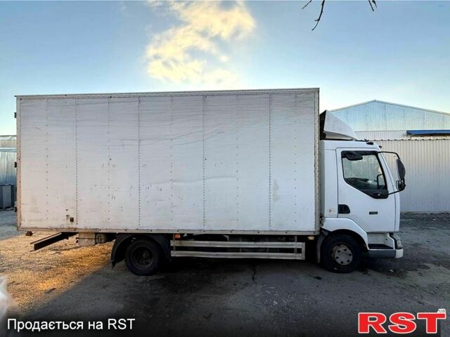 Рено Мидлум, объемом двигателя 4.1 л и пробегом 570 тыс. км за 8500 $, фото 1 на Automoto.ua