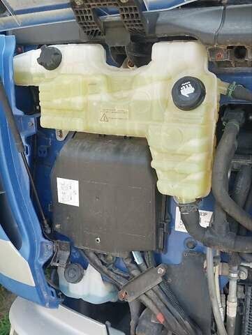 Синий Рено Мидлум, объемом двигателя 4.6 л и пробегом 175 тыс. км за 5845 $, фото 1 на Automoto.ua