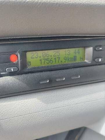 Синий Рено Мидлум, объемом двигателя 4.6 л и пробегом 175 тыс. км за 5845 $, фото 45 на Automoto.ua