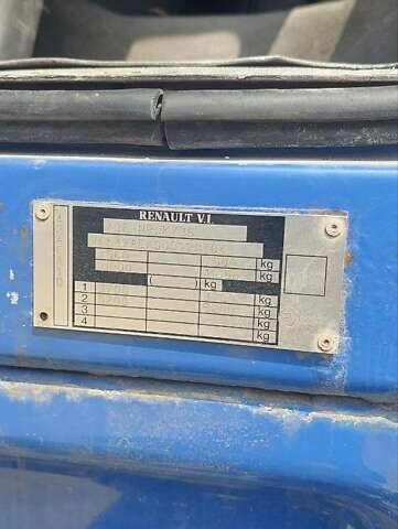 Синий Рено Мидлум, объемом двигателя 4.6 л и пробегом 175 тыс. км за 5845 $, фото 10 на Automoto.ua