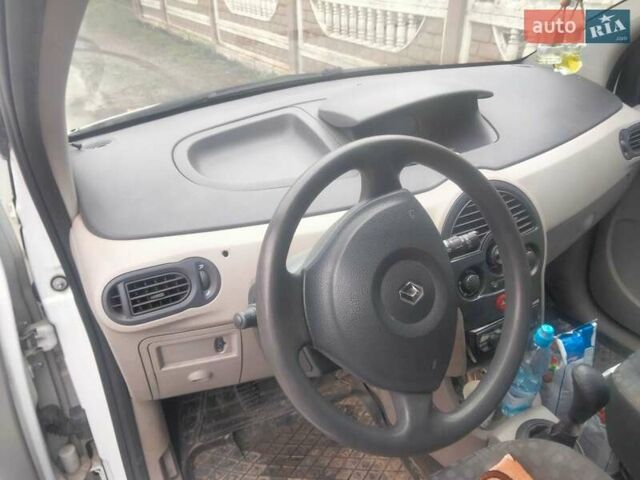 Белый Рено Модус, объемом двигателя 1.4 л и пробегом 240 тыс. км за 3000 $, фото 3 на Automoto.ua