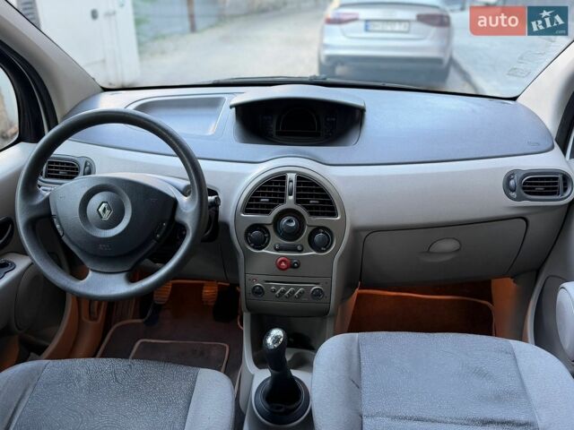 Білий Рено Модус, об'ємом двигуна 1.5 л та пробігом 248 тис. км за 3000 $, фото 11 на Automoto.ua