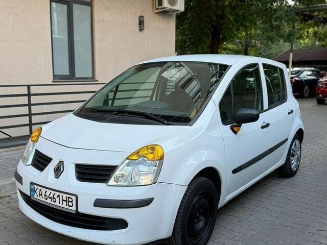 Білий Рено Модус, об'ємом двигуна 1.5 л та пробігом 248 тис. км за 3000 $, фото 3 на Automoto.ua