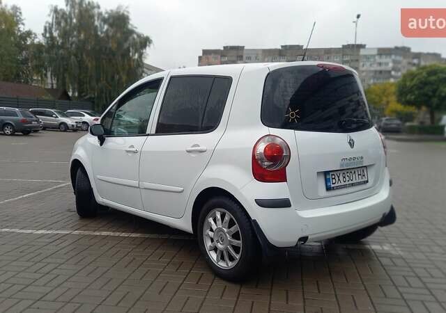 Рено Модус 2007 в Черкассах на Automoto.ua Белый Рено Модус, объемом двигателя 1.1 л и пробегом 166 тыс. км за 4400 $, фото 8 на Automoto.ua
