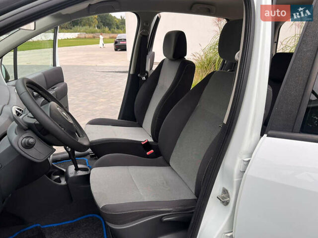 Білий Рено Модус, об'ємом двигуна 1.6 л та пробігом 196 тис. км за 6150 $, фото 9 на Automoto.ua