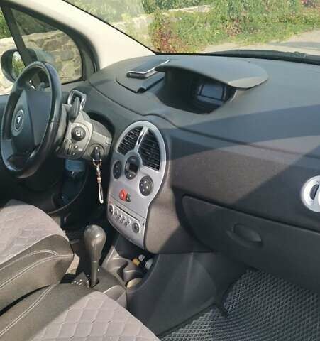 Білий Рено Модус, об'ємом двигуна 1.6 л та пробігом 260 тис. км за 4800 $, фото 1 на Automoto.ua
