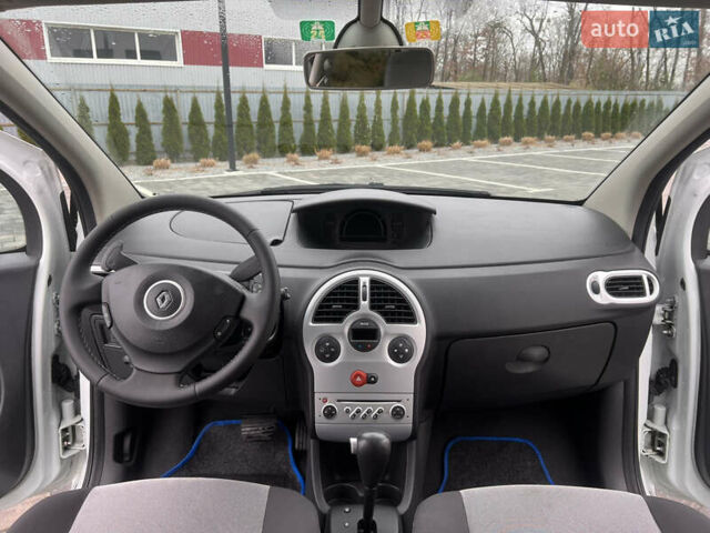 Белый Рено Модус, объемом двигателя 1.6 л и пробегом 196 тыс. км за 5950 $, фото 12 на Automoto.ua