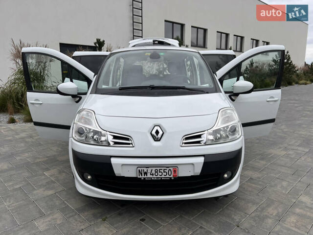Білий Рено Модус, об'ємом двигуна 1.6 л та пробігом 196 тис. км за 6350 $, фото 6 на Automoto.ua