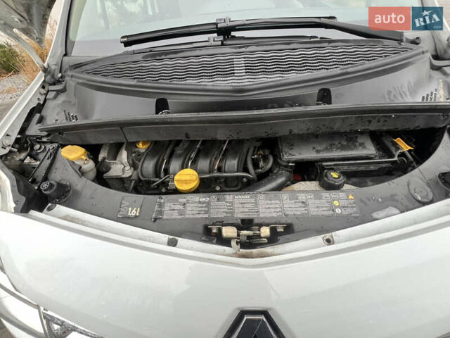 Белый Рено Модус, объемом двигателя 1.6 л и пробегом 196 тыс. км за 5950 $, фото 19 на Automoto.ua