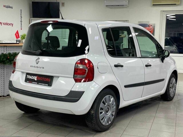Білий Рено Модус, об'ємом двигуна 1.5 л та пробігом 202 тис. км за 3990 $, фото 6 на Automoto.ua