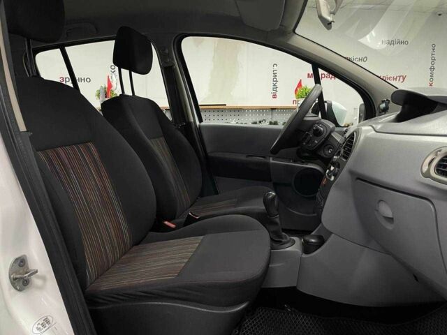 Білий Рено Модус, об'ємом двигуна 1.5 л та пробігом 202 тис. км за 3990 $, фото 20 на Automoto.ua