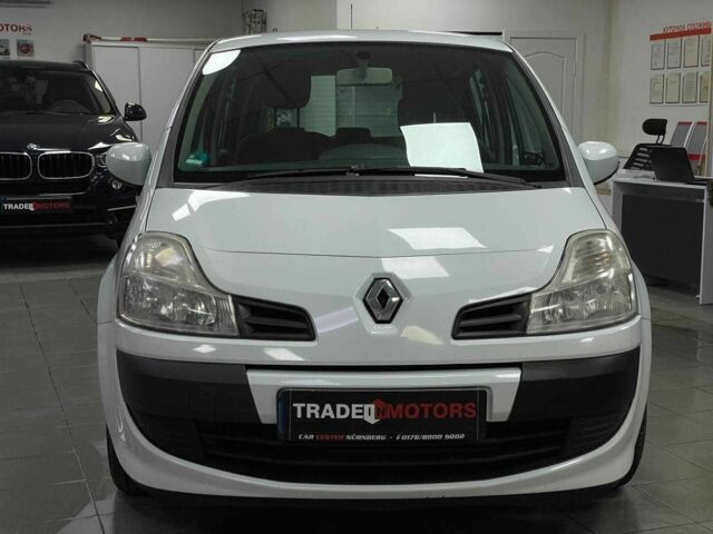 Білий Рено Модус, об'ємом двигуна 1.5 л та пробігом 202 тис. км за 3990 $, фото 1 на Automoto.ua