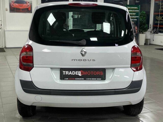 Білий Рено Модус, об'ємом двигуна 1.5 л та пробігом 202 тис. км за 3990 $, фото 5 на Automoto.ua