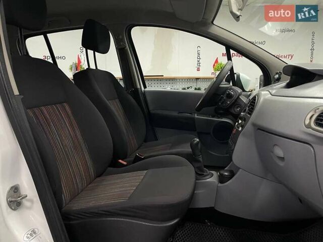 Білий Рено Модус, об'ємом двигуна 1.46 л та пробігом 202 тис. км за 3990 $, фото 29 на Automoto.ua