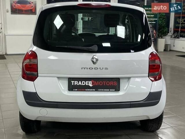 Білий Рено Модус, об'ємом двигуна 1.46 л та пробігом 202 тис. км за 3990 $, фото 10 на Automoto.ua