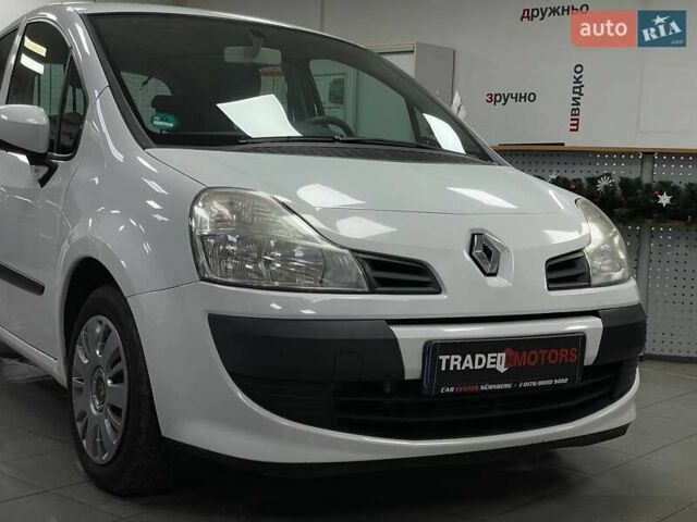 Білий Рено Модус, об'ємом двигуна 1.46 л та пробігом 202 тис. км за 3990 $, фото 2 на Automoto.ua
