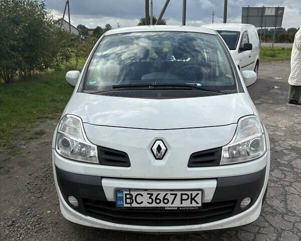 Белый Рено Модус, объемом двигателя 1.6 л и пробегом 135 тыс. км за 5800 $, фото 4 на Automoto.ua