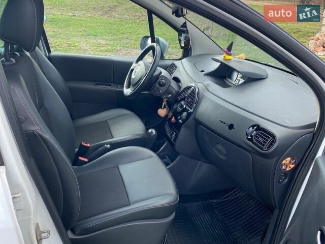 Білий Рено Модус, об'ємом двигуна 1.6 л та пробігом 147 тис. км за 7500 $, фото 10 на Automoto.ua