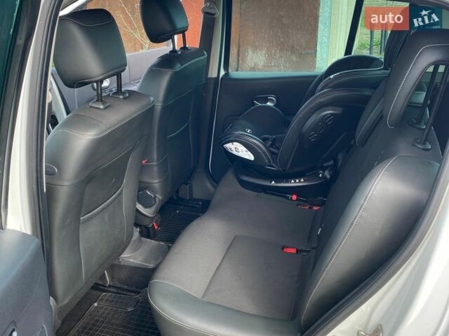 Білий Рено Модус, об'ємом двигуна 1.6 л та пробігом 147 тис. км за 7500 $, фото 8 на Automoto.ua