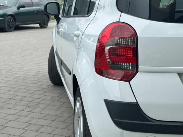 Білий Рено Модус, об'ємом двигуна 1.5 л та пробігом 290 тис. км за 4650 $, фото 5 на Automoto.ua