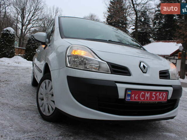 Белый Рено Модус, объемом двигателя 1.2 л и пробегом 127 тыс. км за 4990 $, фото 9 на Automoto.ua