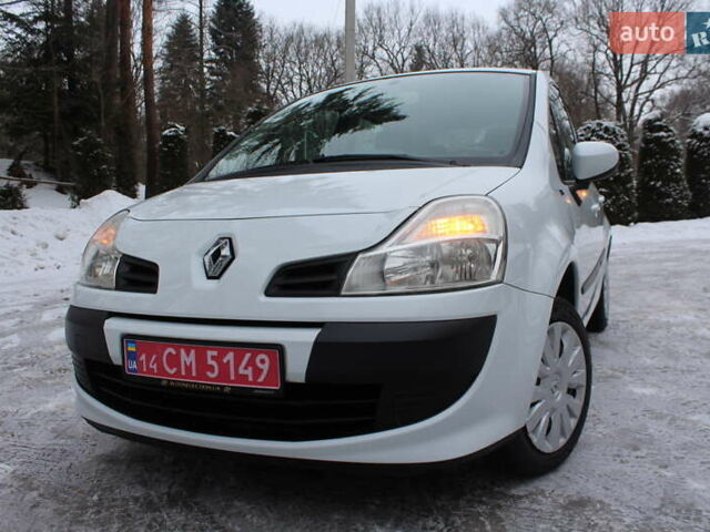 Белый Рено Модус, объемом двигателя 1.2 л и пробегом 127 тыс. км за 4990 $, фото 3 на Automoto.ua