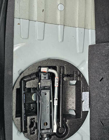 Белый Рено Модус, объемом двигателя 1.2 л и пробегом 128 тыс. км за 5250 $, фото 25 на Automoto.ua