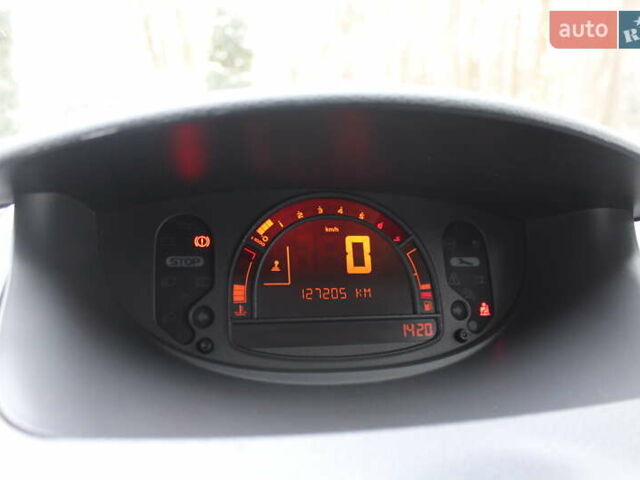 Белый Рено Модус, объемом двигателя 1.2 л и пробегом 127 тыс. км за 4990 $, фото 55 на Automoto.ua