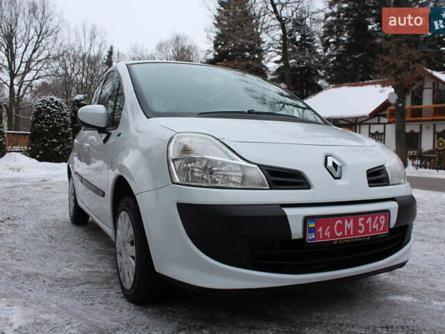 Белый Рено Модус, объемом двигателя 1.2 л и пробегом 127 тыс. км за 4990 $, фото 44 на Automoto.ua